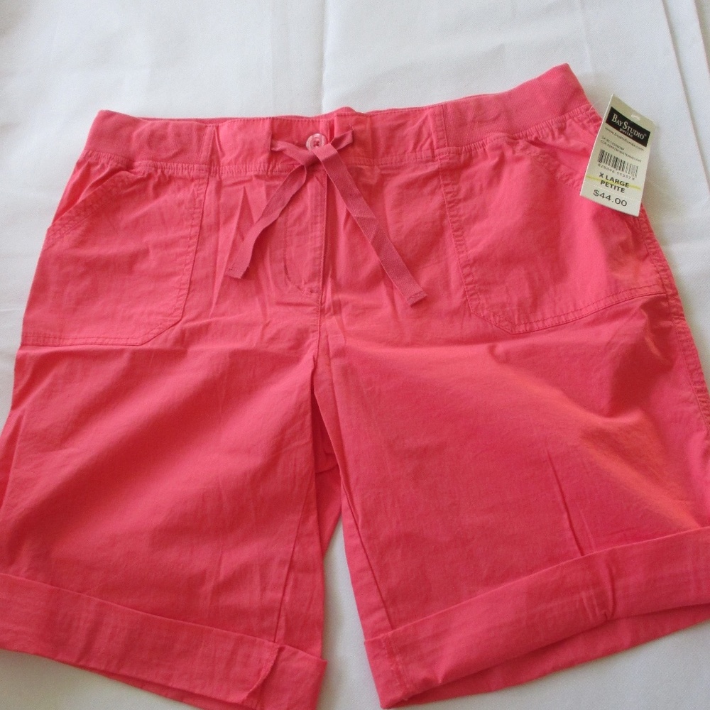 NWT - BAY STUDIO Bermuda shorts - sz PXL -MSRP $44